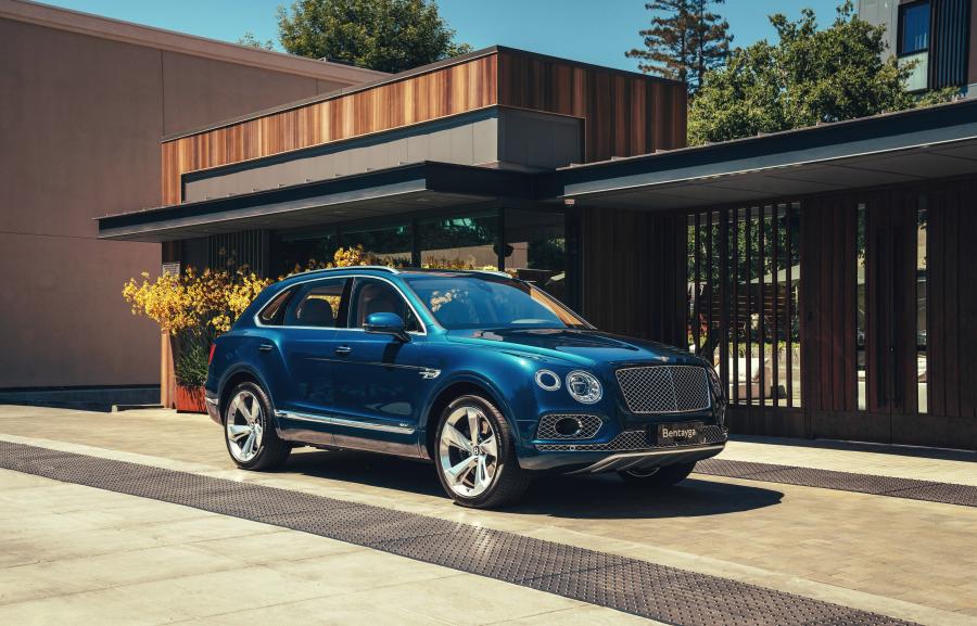  Bentley Bentayga Hybrid 2018 года  (WW) (фото 44 из 45)
